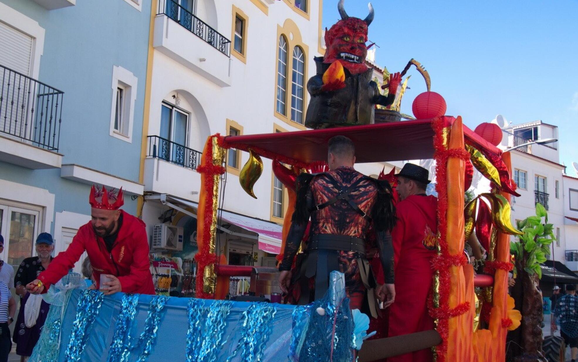 Carnaval Praia do Carvoeiro 04