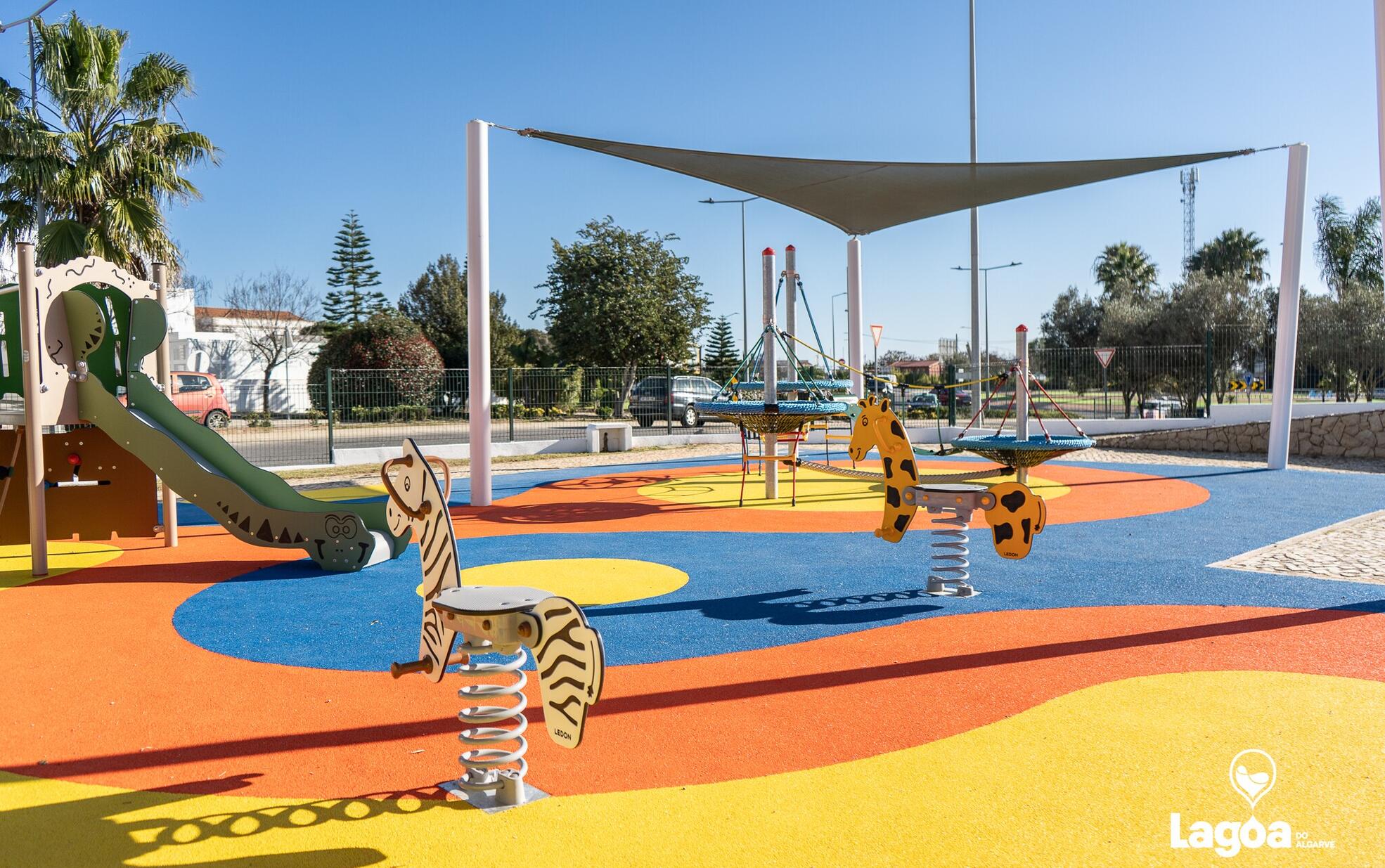 Parque Infantil 01
