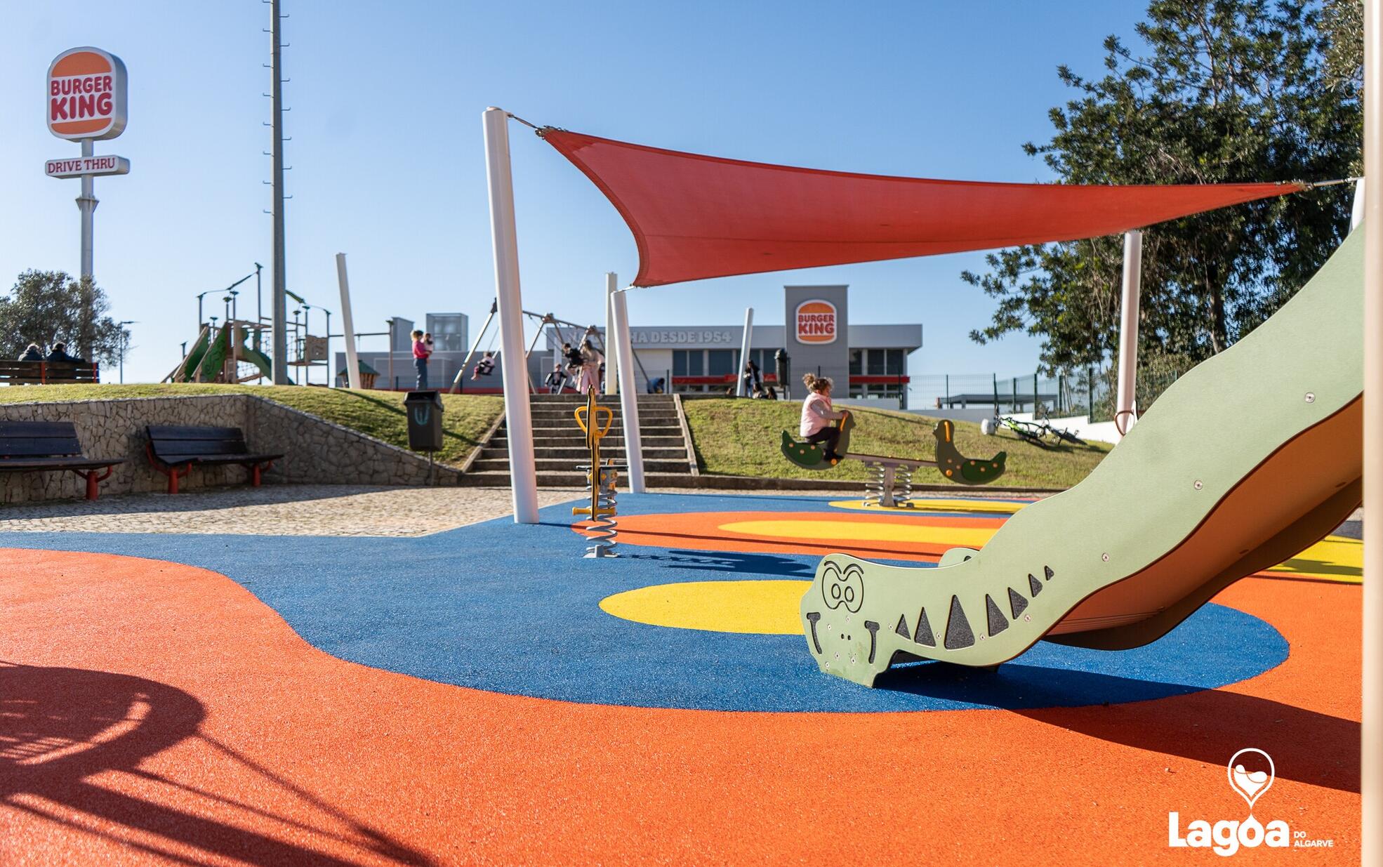 Parque Infantil 02