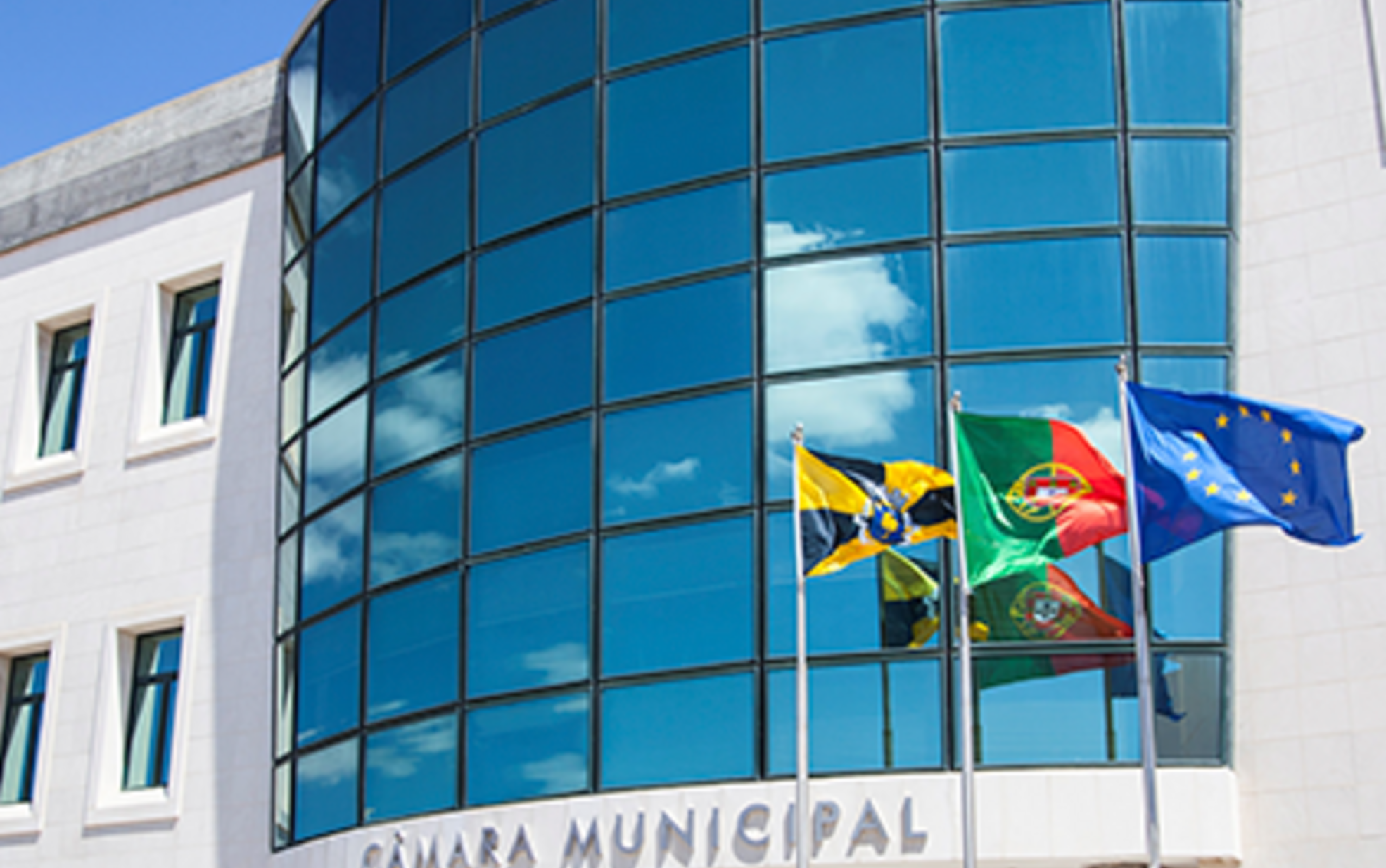 Lagoa aprova Regulamento de Benefícios Fiscais que contempla redução da taxa de IMI até 25%