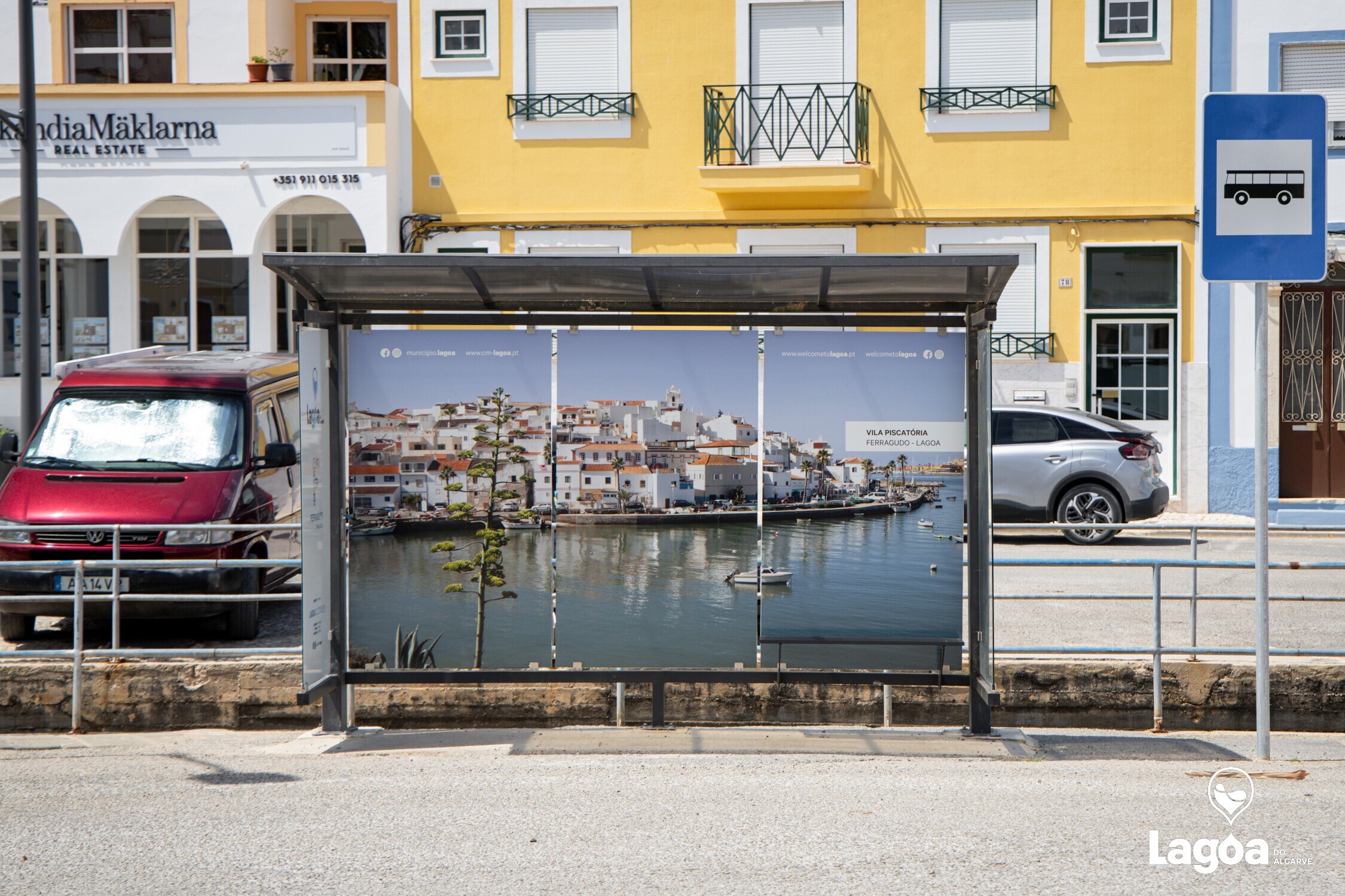 Município de Lagoa substitui abrigos de passageiros e promove a beleza do concelho