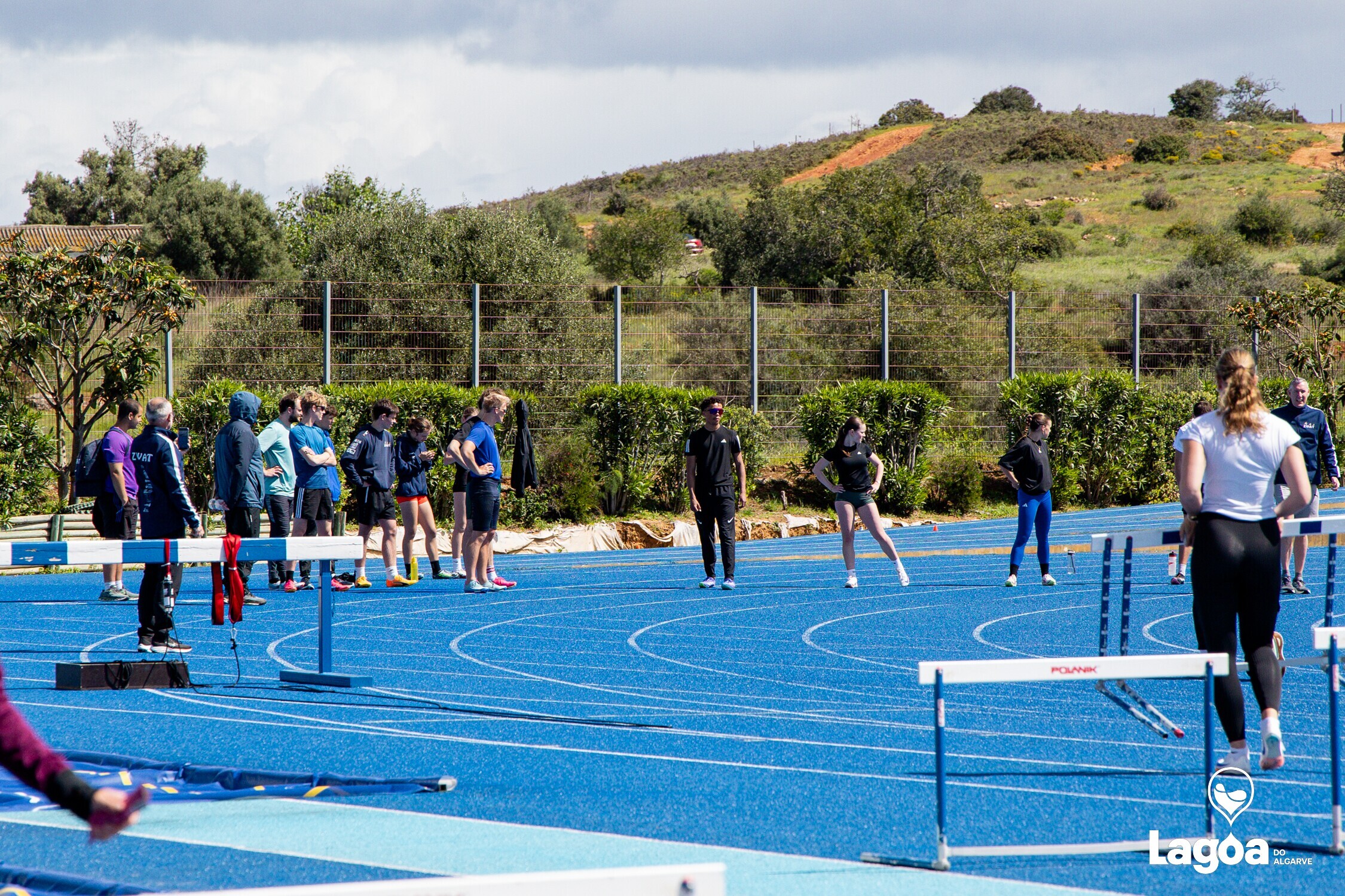 Equipas Internacionais de Atletismo Escolhem Lagoa para Estágios de Alto Rendimento