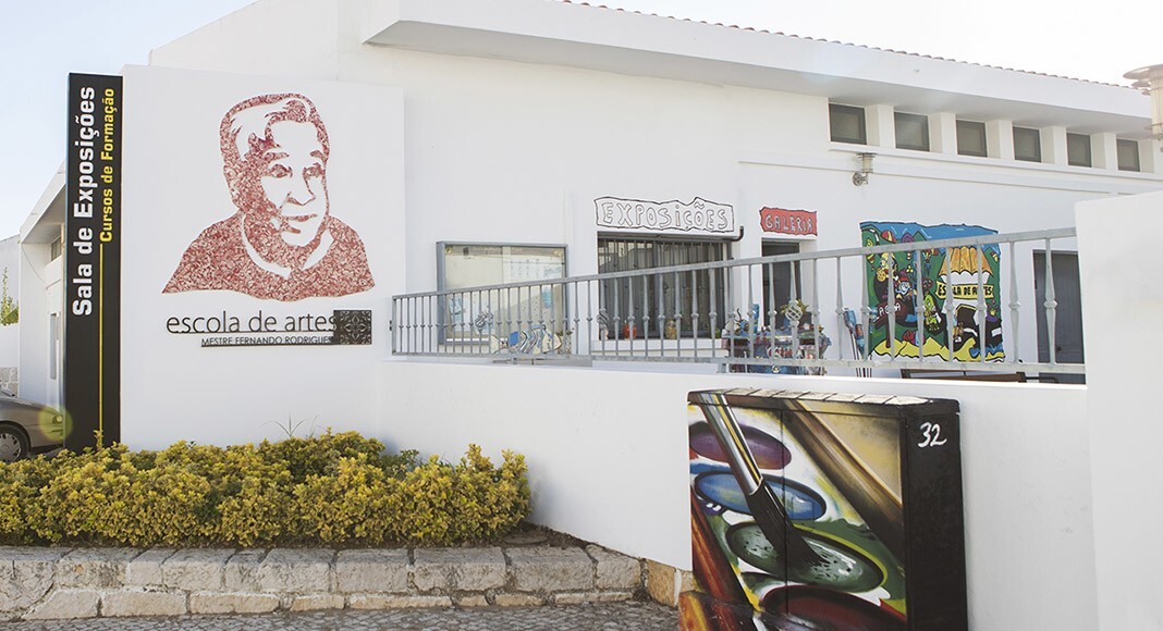 Escola de Artes Mestre Fernando Rodrigues